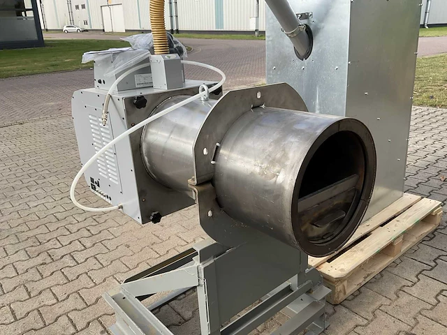 B-max 300 pelletbrander met luchtreiniging - afbeelding 14 van  18