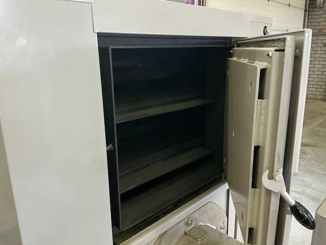 B-max 300 pelletkachel met voorraadbunker - afbeelding 5 van  30