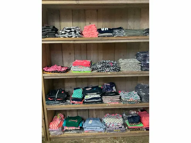 B. nosy - diverse kinderkleding (448x) - afbeelding 2 van  7