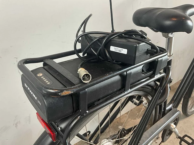 B-twin elops elektrische fiets - afbeelding 2 van  11