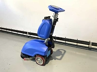 B30 - folding scrubber - vloerreiniger - afbeelding 4 van  10