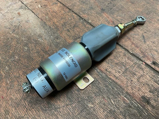 B4002-1115030 stoprelais solenoid - afbeelding 2 van  3