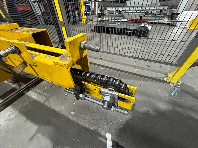 Baaijens - 2019 - verticaal met lift - paternosterkast 26 laden - afbeelding 3 van  24