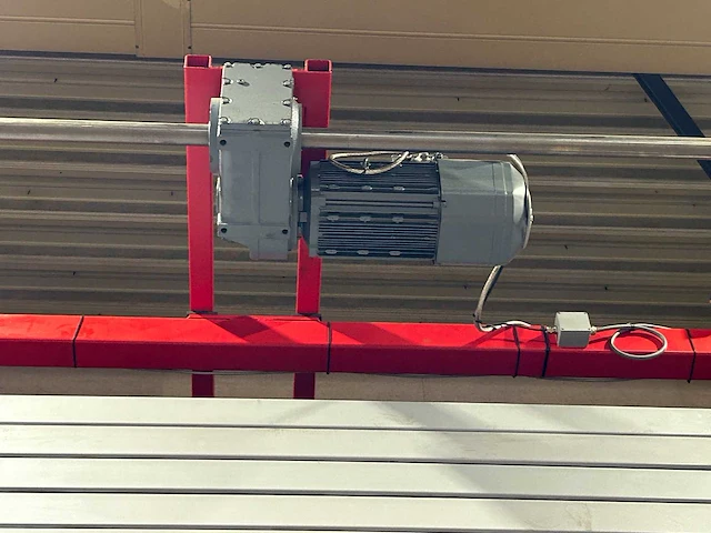 Baaijens - 2019 - verticaal met lift - paternosterkast 26 laden - afbeelding 8 van  24