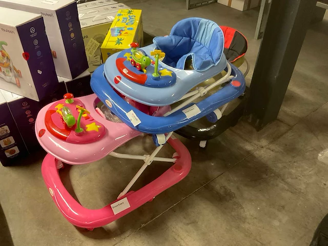 Babyland loopstoel (3x) - afbeelding 1 van  4