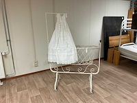 Babywieg - afbeelding 1 van  3