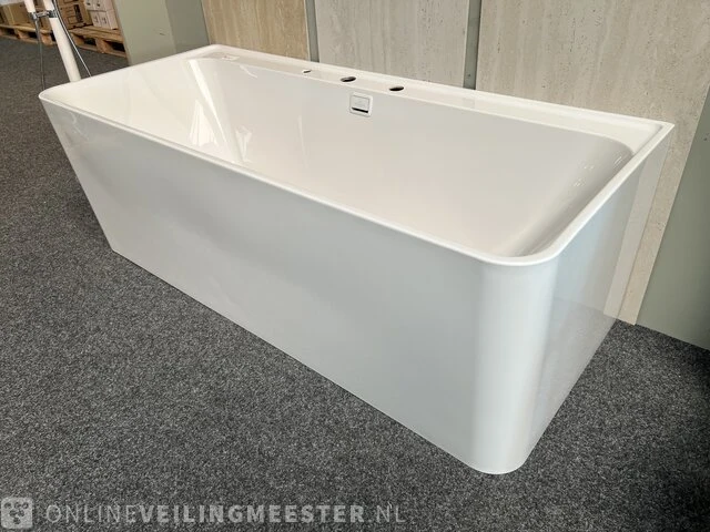 Bad vrijstaand villeroy en boch, squaro edge, glans wit - afbeelding 1 van  5