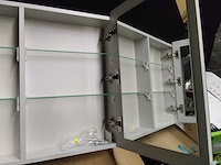 Badkamerkast met spiegel. - afbeelding 4 van  5