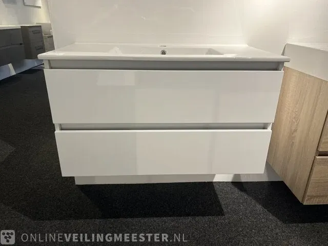 Badkamermeubel hr, step, glans wit - afbeelding 1 van  8