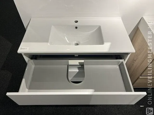 Badkamermeubel hr, step, glans wit - afbeelding 5 van  8