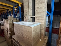 Badkamermeubel met wasbak, kraan en 3 kolomkasten - afbeelding 2 van  5