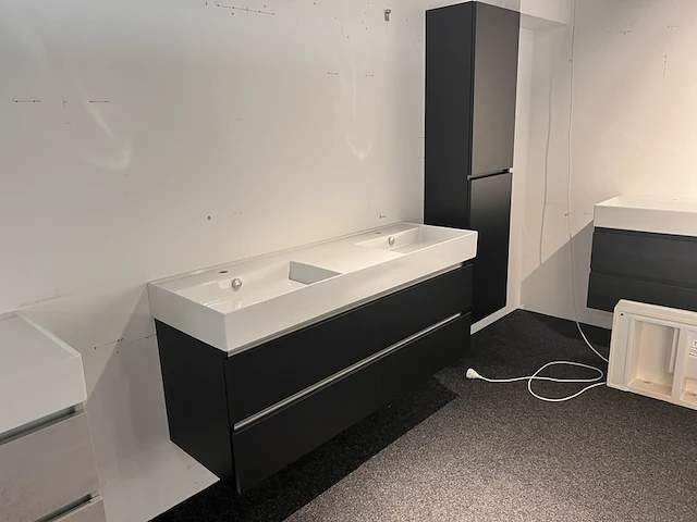 Badkamermeubelset incl hoge kast thebalux, mat zwart - afbeelding 2 van  5