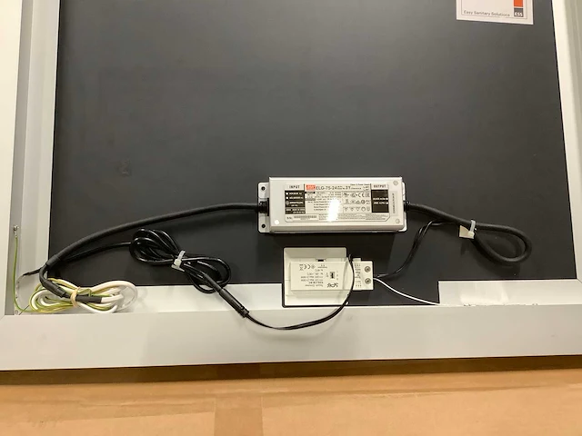 Badkamerspiegel - led - 80x80x4 cm - afbeelding 5 van  5