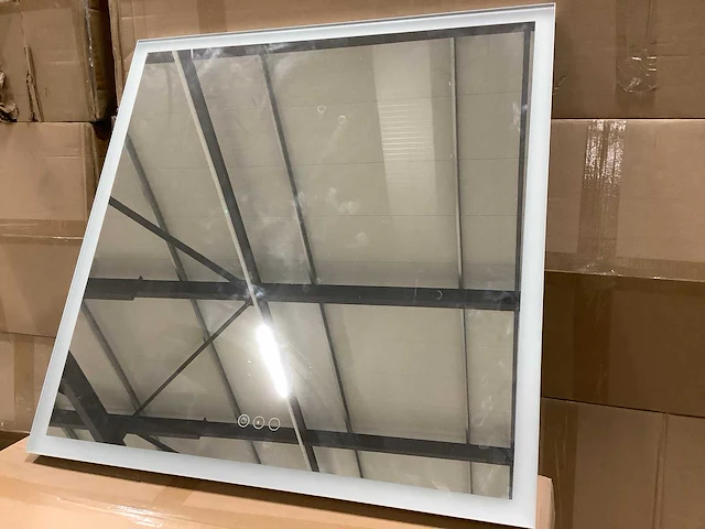 Badkamerspiegel - led - 80x80x4 cm - afbeelding 1 van  5