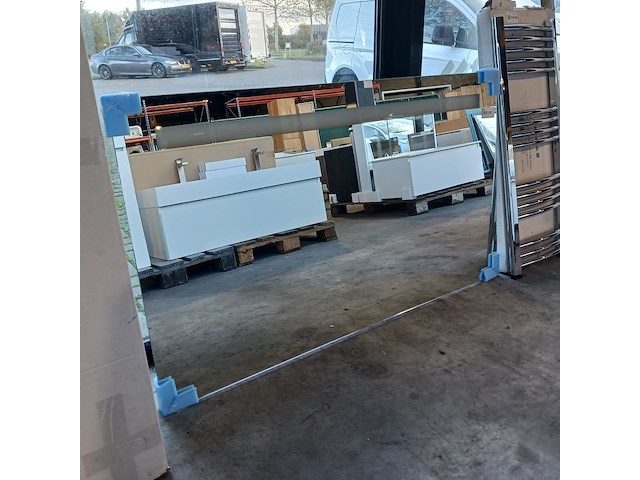 Badkamerspiegel, ink, sp2 - afbeelding 1 van  3