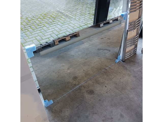 Badkamerspiegel, ink, sp2 - afbeelding 2 van  3