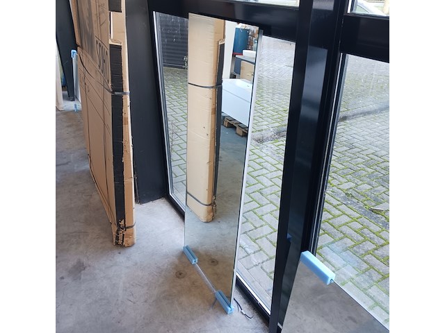 Badkamerspiegel, martens design, maatwerk - afbeelding 2 van  3