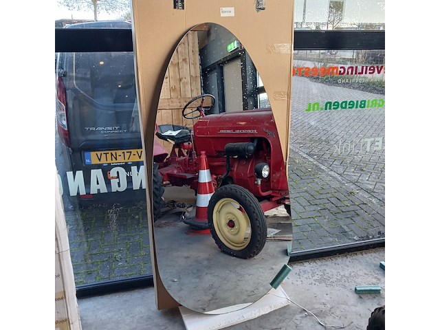 Badkamerspiegel, martens design - afbeelding 1 van  3