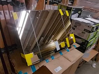 Badkamerspiegel met 3 kastjes. incl. led verlichting. - afbeelding 1 van  11