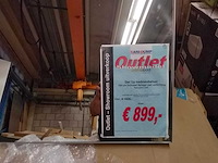 Badkamerspiegel met verlichting. - afbeelding 2 van  4