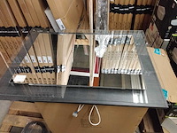 Badkamerspiegel met verlichting - afbeelding 1 van  5