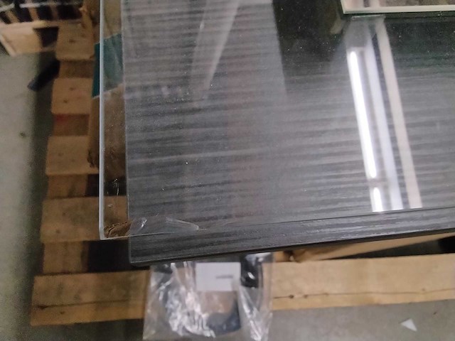 Badkamerspiegel met verlichting - afbeelding 2 van  5