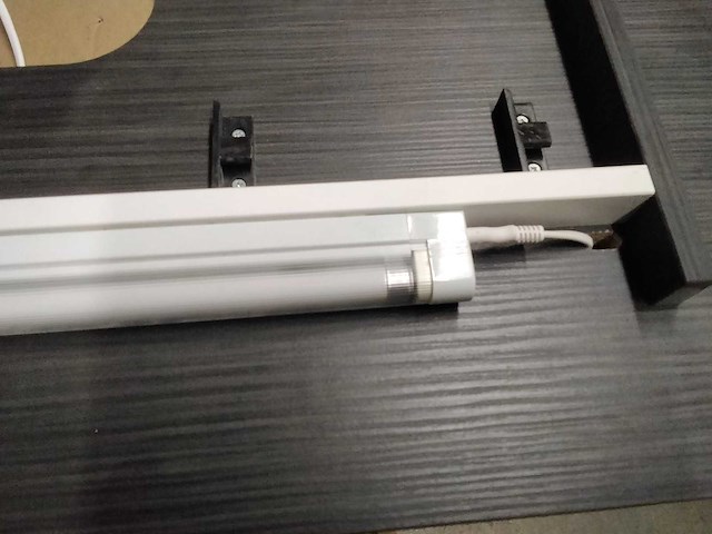 Badkamerspiegel met verlichting - afbeelding 4 van  5