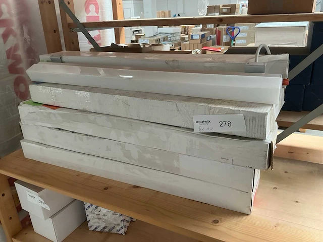 Badkamerverlichting diverse (8x) - afbeelding 1 van  2