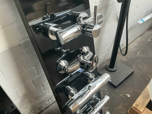 Badkraan demowand - afbeelding 5 van  6