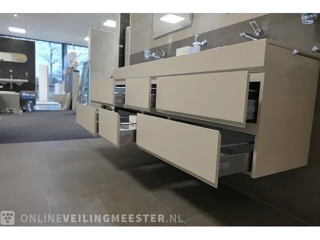 Badmeubel fiora, making, bone 40t - afbeelding 26 van  30