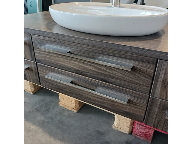 Badmeubel, ideal standard, cerastyle, dark nut - afbeelding 25 van  25