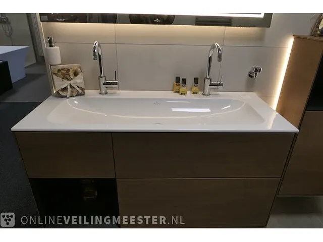 Badmeubel villeroy & boch, finion, walnut - afbeelding 4 van  33