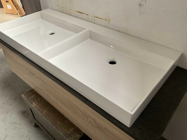 Badmeubelset 142x53cm met granieten blad en dubbele wastafel - afbeelding 4 van  7