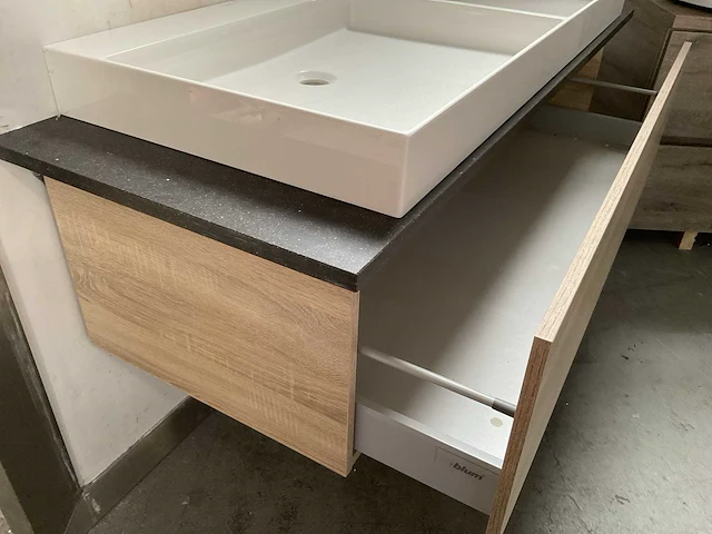 Badmeubelset 142x53cm met granieten blad en dubbele wastafel - afbeelding 7 van  7