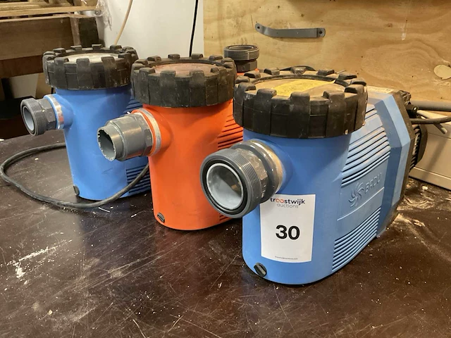 Badu waterpomp (3x) - afbeelding 1 van  7
