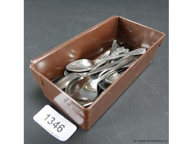 Bak met lepeltjes - afbeelding 1 van  5