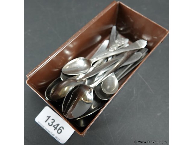 Bak met lepeltjes - afbeelding 2 van  5