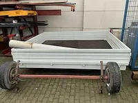 Bak voor oplegger schotel