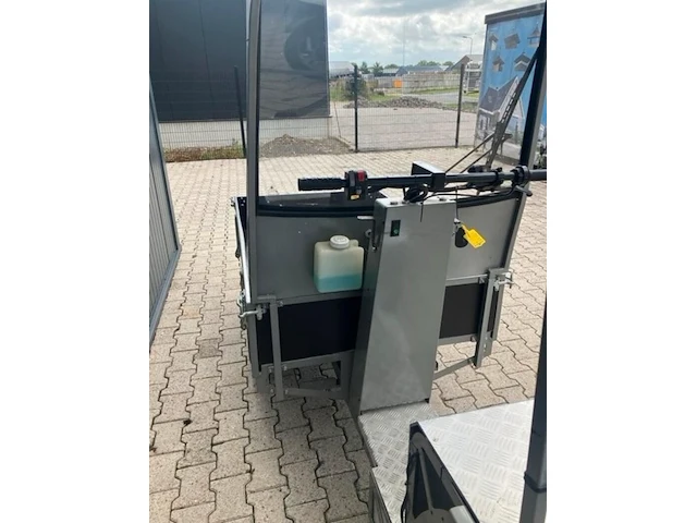 Bakfiets brommer - afbeelding 11 van  13