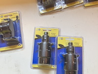 Bakje met aanhangwagenstekker en verloopstekkers 7 stuks - afbeelding 6 van  9