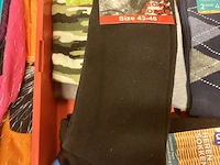Bakje met sokken 4 bundels en 3 losse - afbeelding 6 van  7