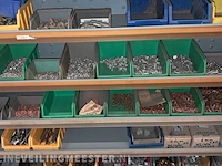Bakkenkast met inhoud - afbeelding 15 van  16