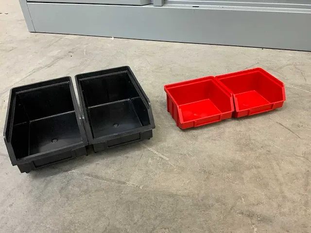 Bakkenstripkast gevuld met 340 opbergbakken - afbeelding 3 van  11