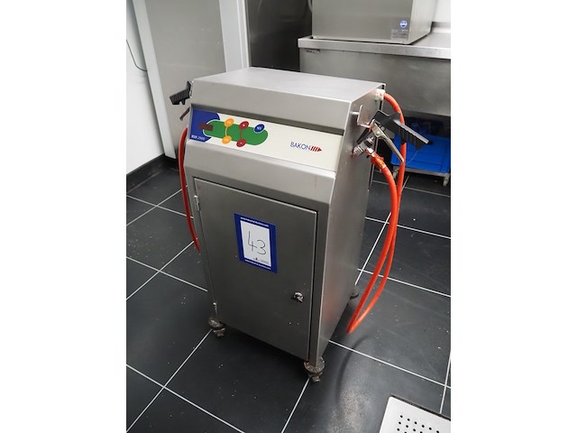 Bakon - afbeelding 1 van  10