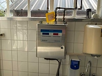 Baktec - 2018 - b3 univers - water doseer systeem