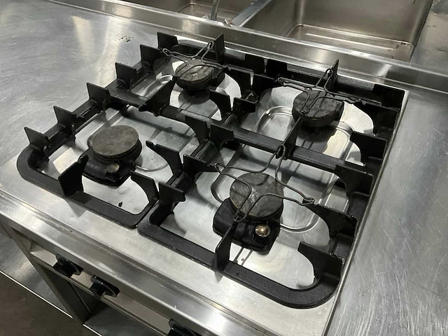 Bakwand met gasfornuis - afbeelding 6 van  11