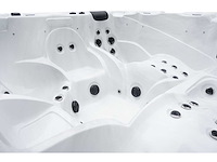 Balboa - spa - jacuzzi en buitenspa - afbeelding 3 van  10