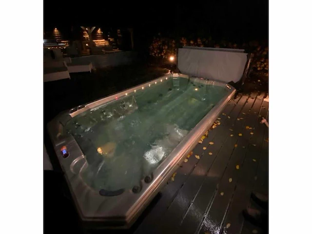 Balboa 10 persoons jacuzzi en zwemspa - afbeelding 2 van  22