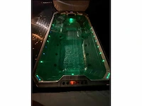 Balboa 10 persoons jacuzzi en zwemspa - afbeelding 5 van  22