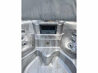 Balboa 10 persoons jacuzzi en zwemspa - afbeelding 13 van  22
